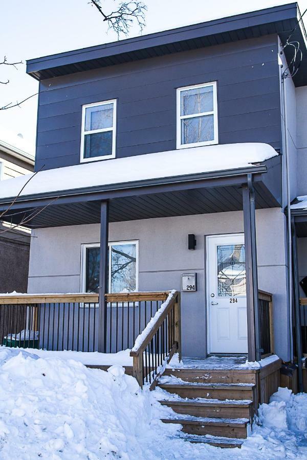 Spacious 3 Bdrm Home Near Downtown Оттава Екстер'єр фото